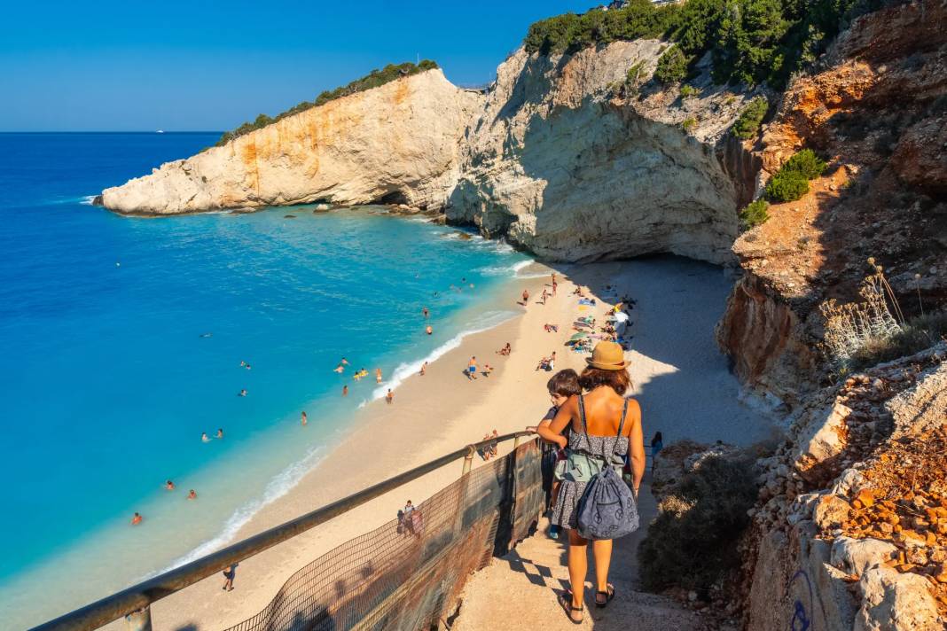 Yunanistan'da Görülmesi Gereken Plaj Sahilleri - En Güzel Kumsallar 10